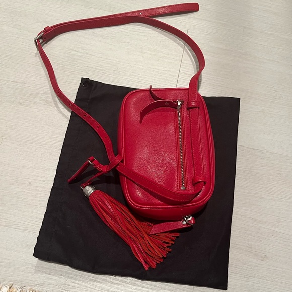 Saint Laurent Lou Belt bag - Picture 2 of 9